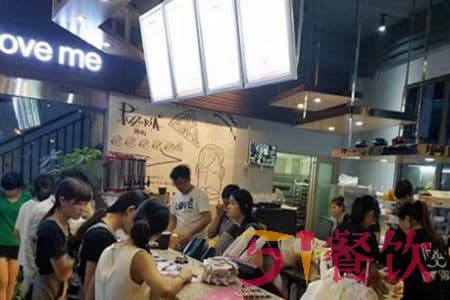 豬扒包加盟 用愛(ài)與品質(zhì)打造餐飲新品牌