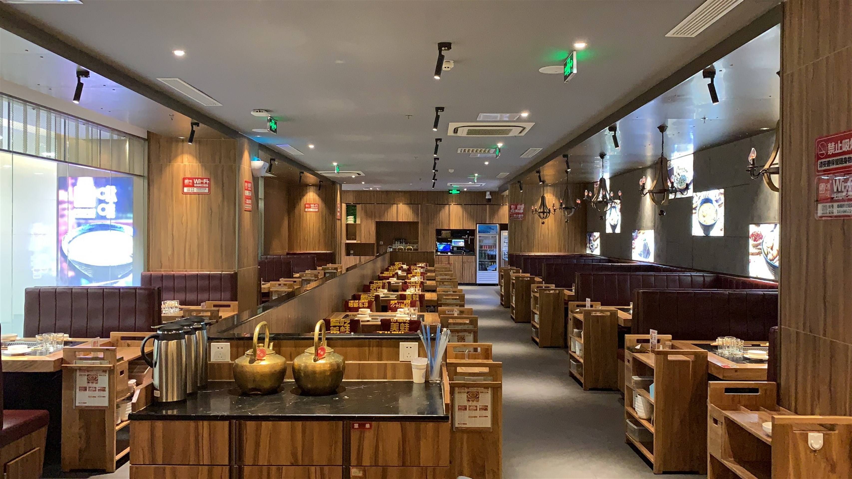 攜手詠哇，開(kāi)啟餐飲職業(yè)新篇章——安陽(yáng)工學(xué)院就業(yè)信息網(wǎng)推薦名企